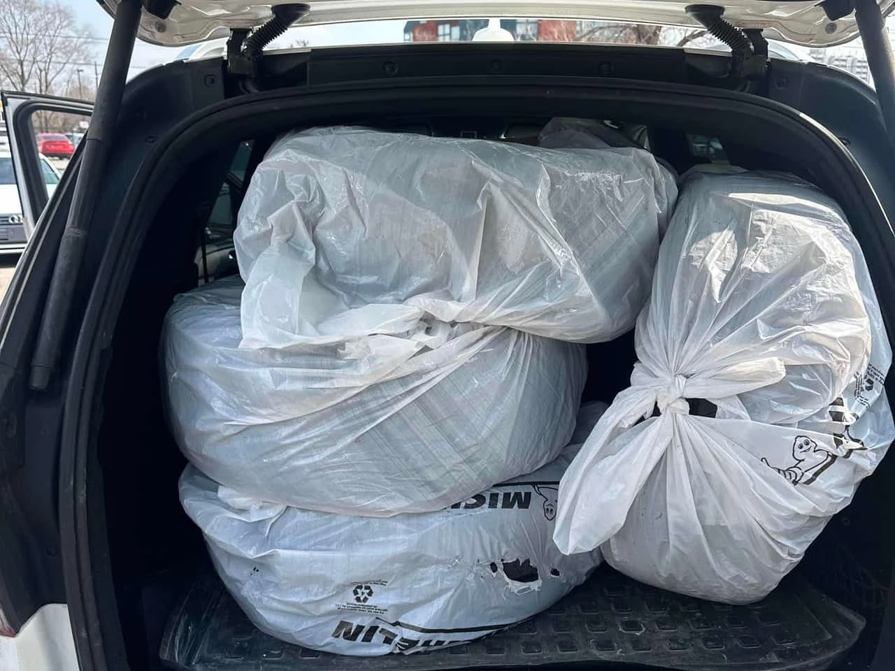 Mercedes-Benz GLE 350 d/CARFAX/ПОДГРЕВИ/ШИБИДАХ/ГУМИ+ ДЖАНТИ , снимка 12 - Автомобили и джипове - 53788408