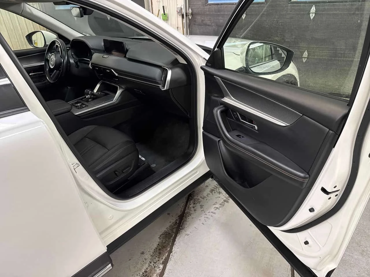 Mazda CX-90 GT /CARFAX/HEAD UP/360 CAM/2 КЛЮЧА/ПАНО/КЛИП, снимка 11 - Автомобили и джипове - 53953936