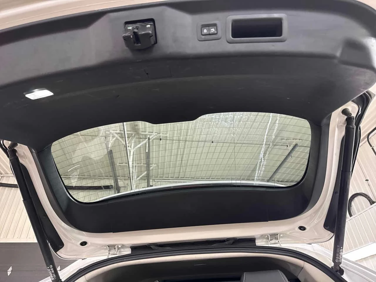 Mazda CX-90 GT /CARFAX/HEAD UP/360 CAM/2 КЛЮЧА/ПАНО/КЛИП, снимка 14 - Автомобили и джипове - 53953936