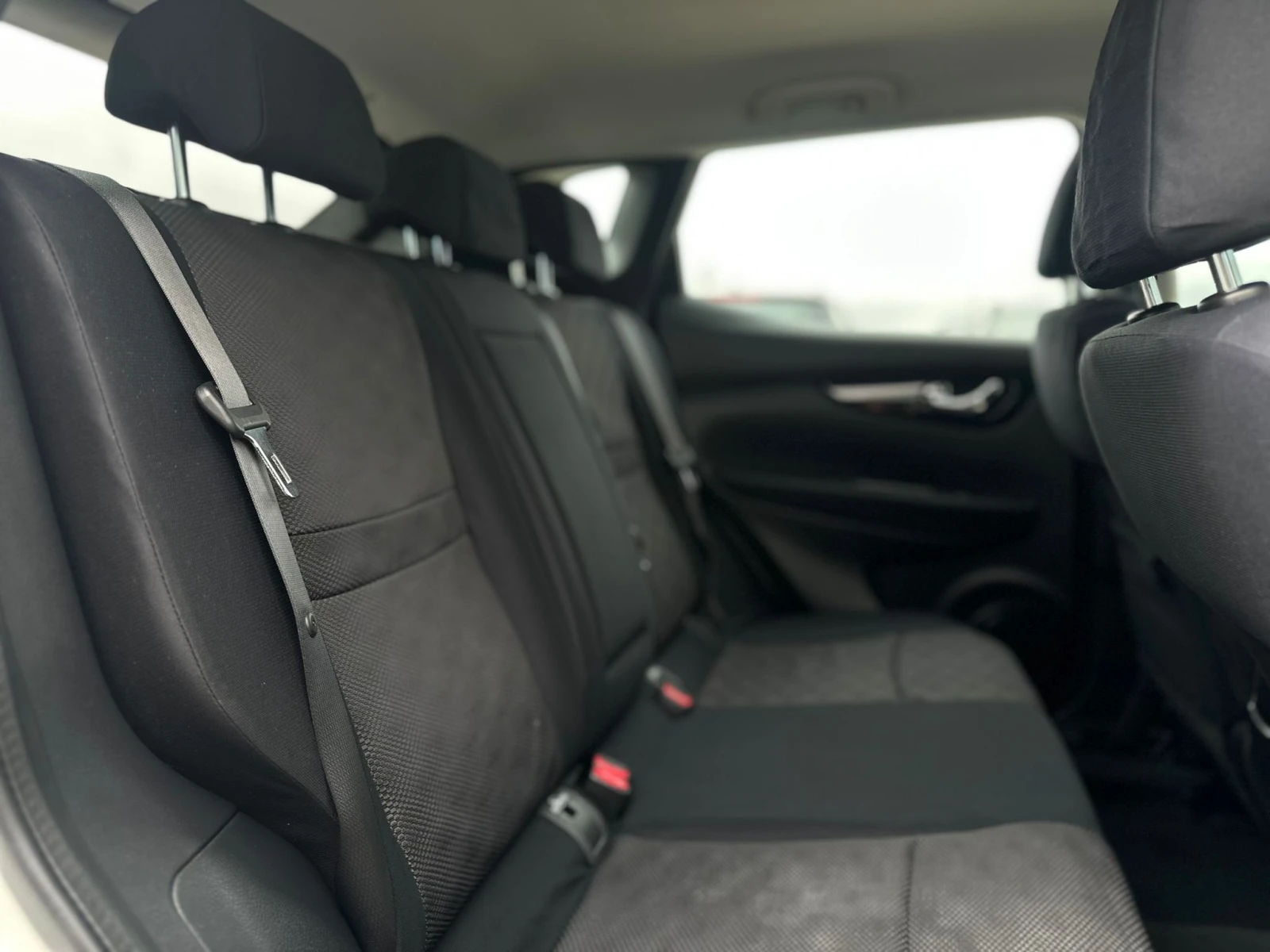 Nissan Qashqai / 1.5 DCI / EURO 5 / TOP /, снимка 11 - Автомобили и джипове - 54027663