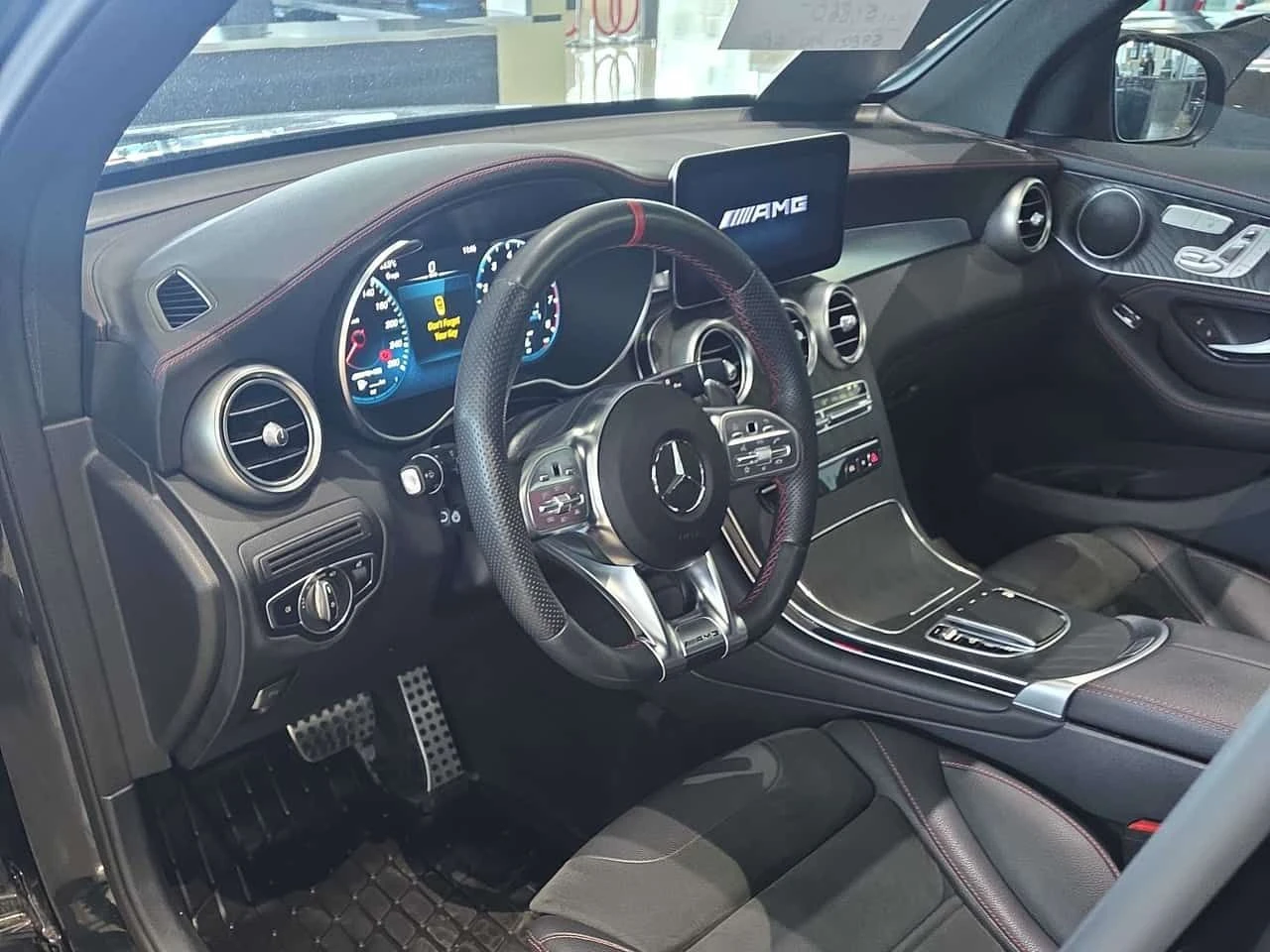 Mercedes-Benz GLC 43 AMG ПАНОРАМА/360 CAM/ПРЕДСТАВИТЕЛСТВО НА MERCEDES, снимка 6 - Автомобили и джипове - 54230180