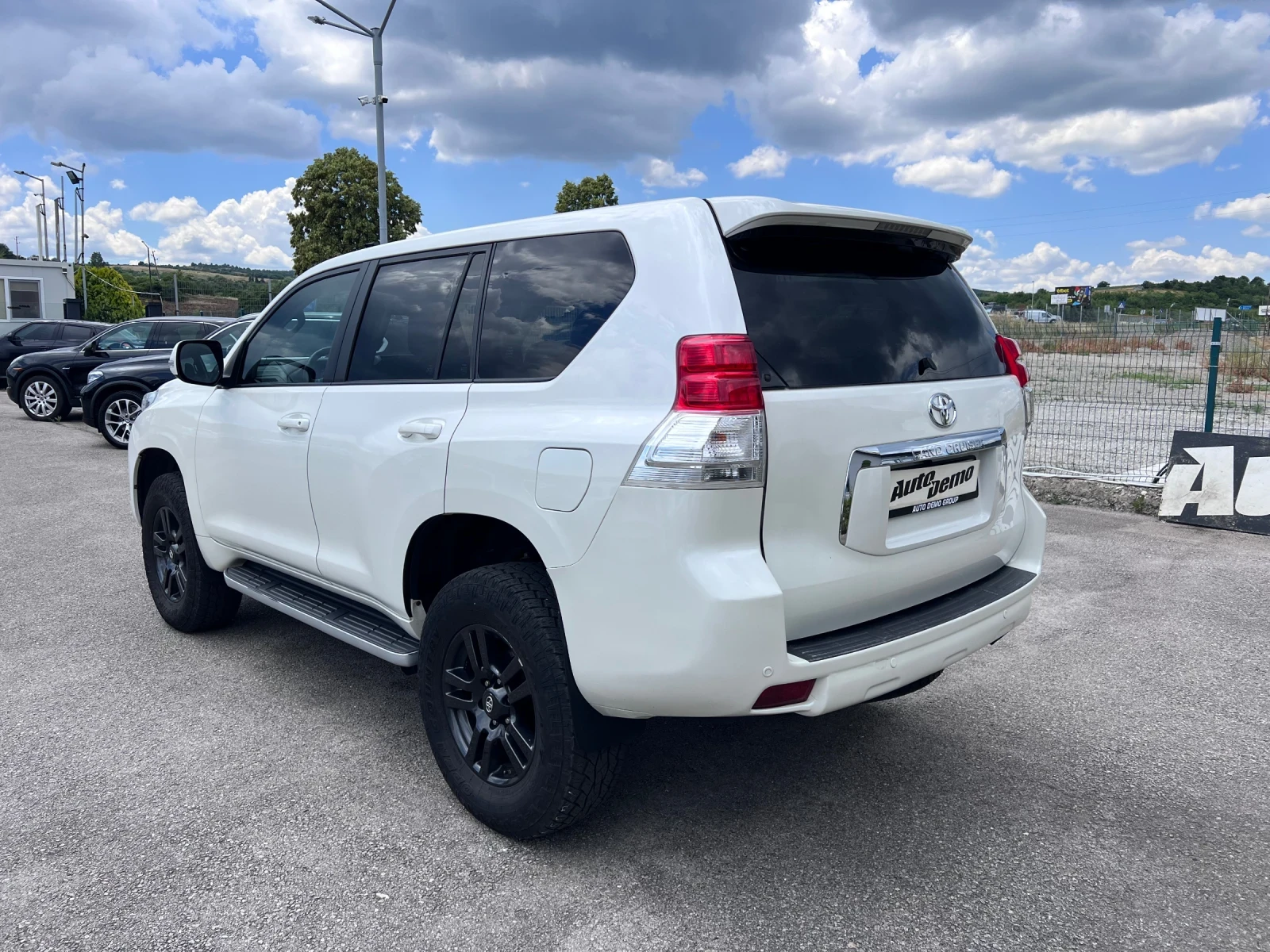 Toyota Land cruiser 3.0 D4D* 7-Места* , снимка 5 - Автомобили и джипове - 54303063