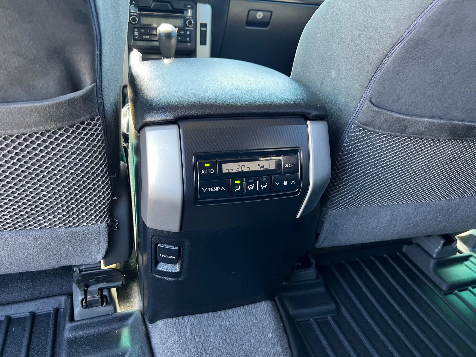 Toyota Land cruiser 3.0 D4D* 7-Места* , снимка 13 - Автомобили и джипове - 54303063