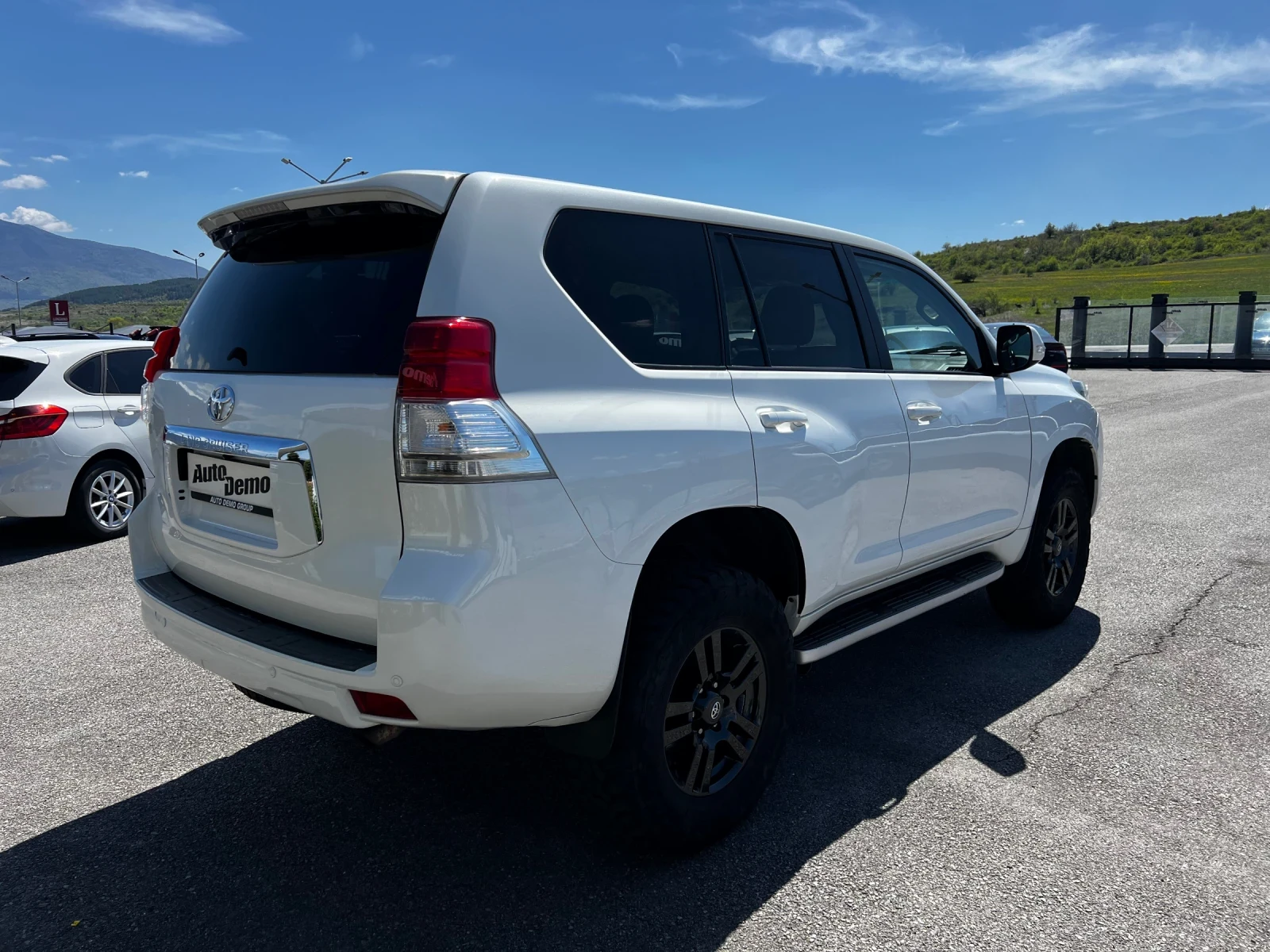 Toyota Land cruiser 3.0 D4D* 7-Места* , снимка 4 - Автомобили и джипове - 54303063