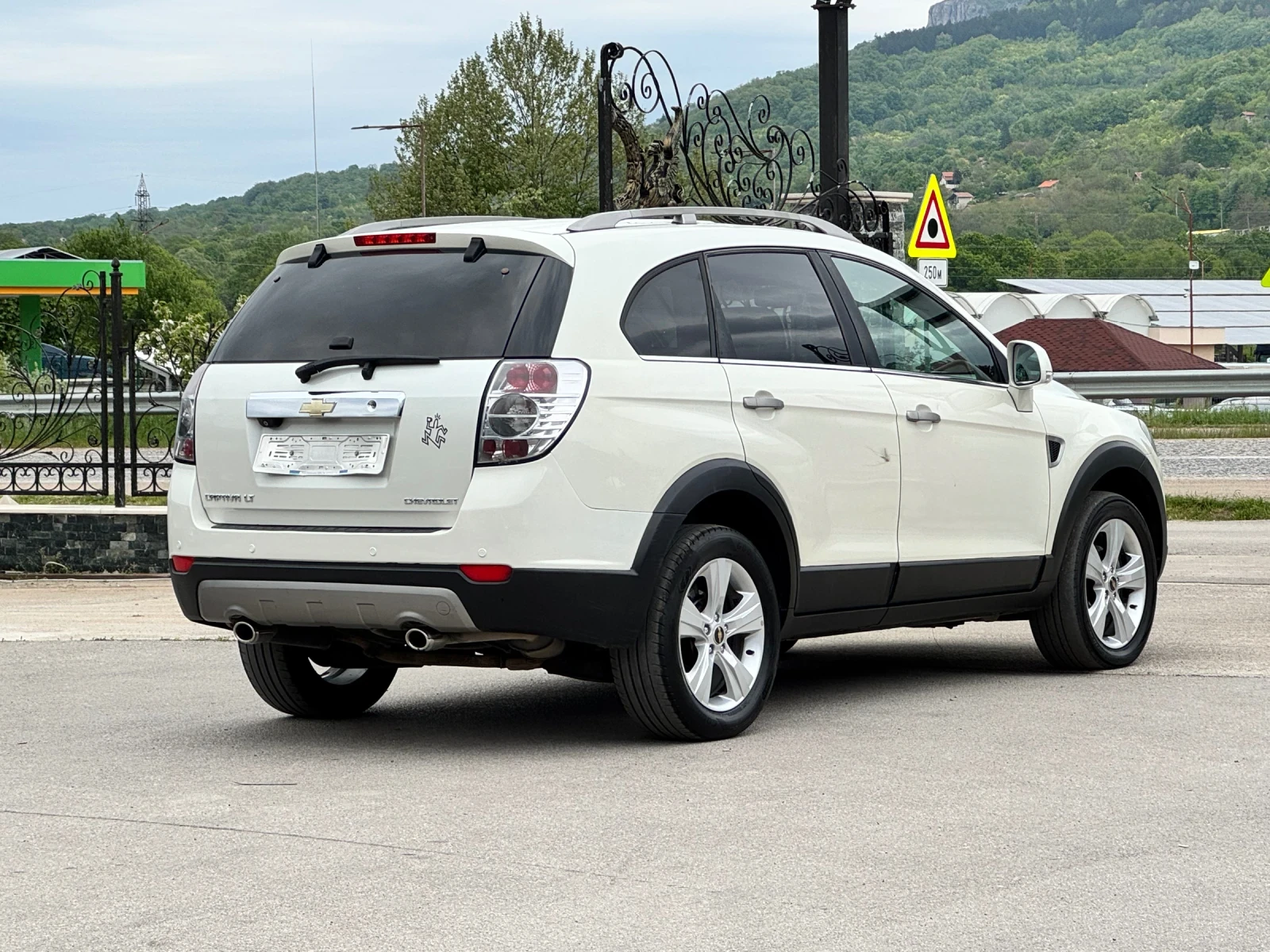 Chevrolet Captiva 2.0VCDI 4x4 6+ 1 АВТОМАТ ИТАЛИЯ, снимка 14 - Автомобили и джипове - 54374313