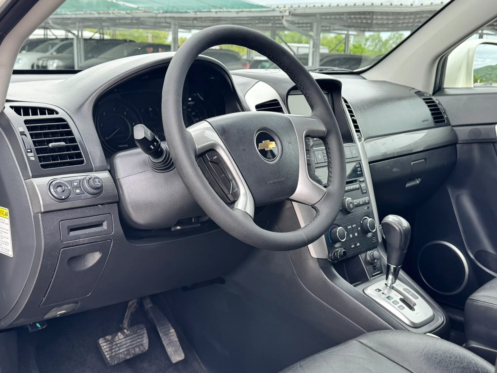 Chevrolet Captiva 2.0VCDI 4x4 6+ 1 АВТОМАТ ИТАЛИЯ, снимка 5 - Автомобили и джипове - 54374313