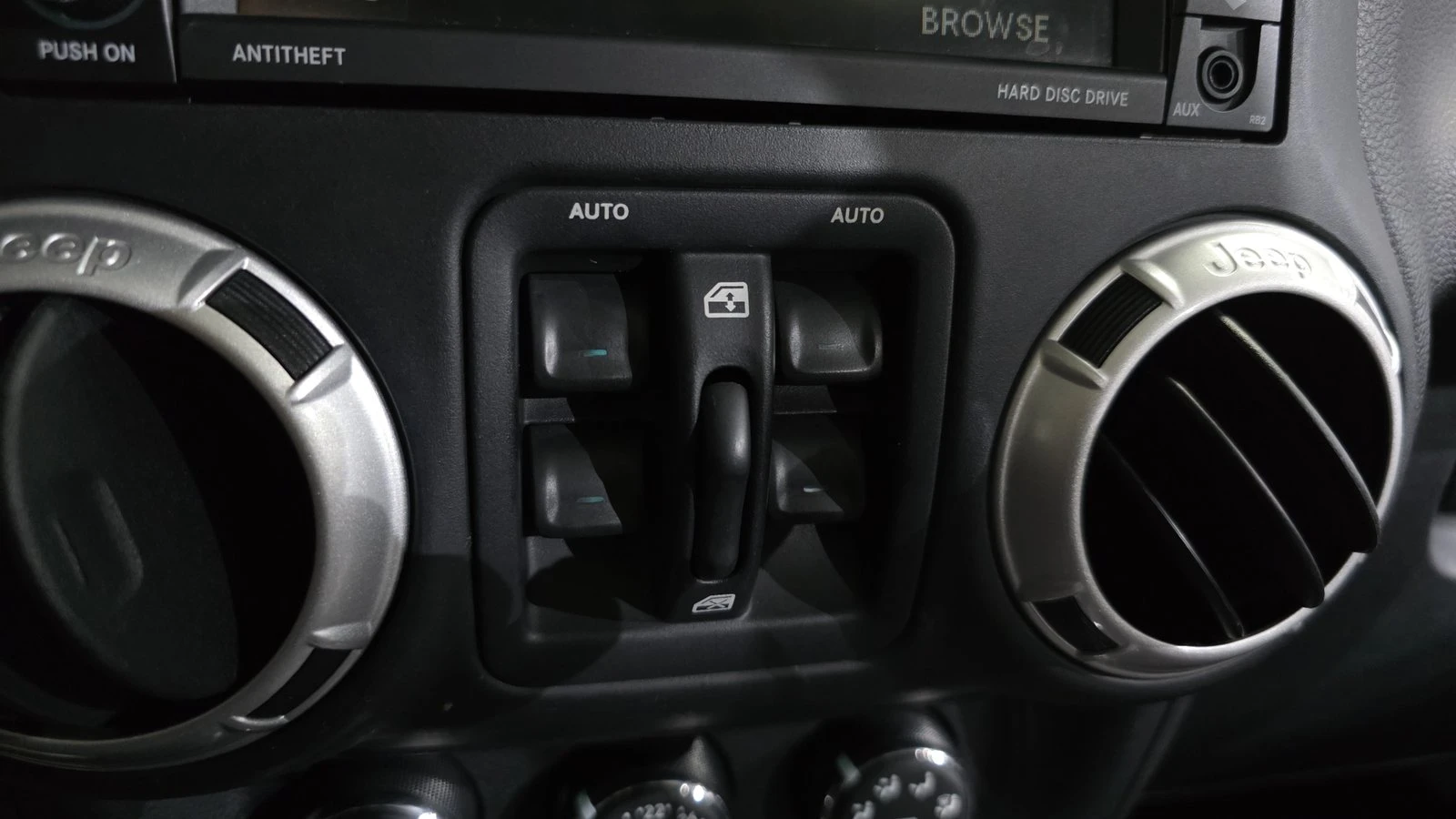 Jeep Wrangler 2.8* ������ ���� | Mobile.bg � ����������� 15
