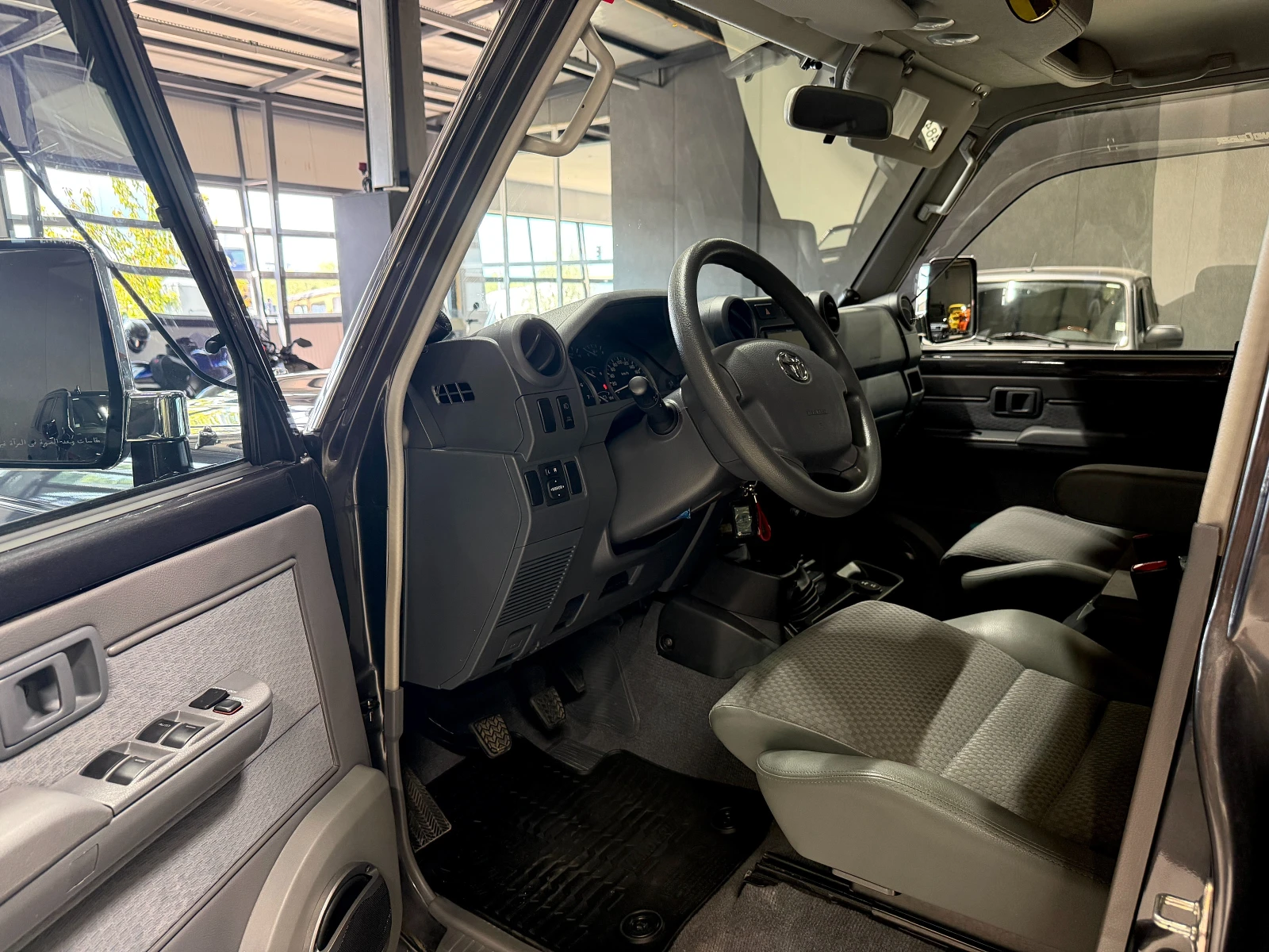 Toyota Land cruiser GRJ 76 4.0 V6, снимка 10 - Автомобили и джипове - 55364398