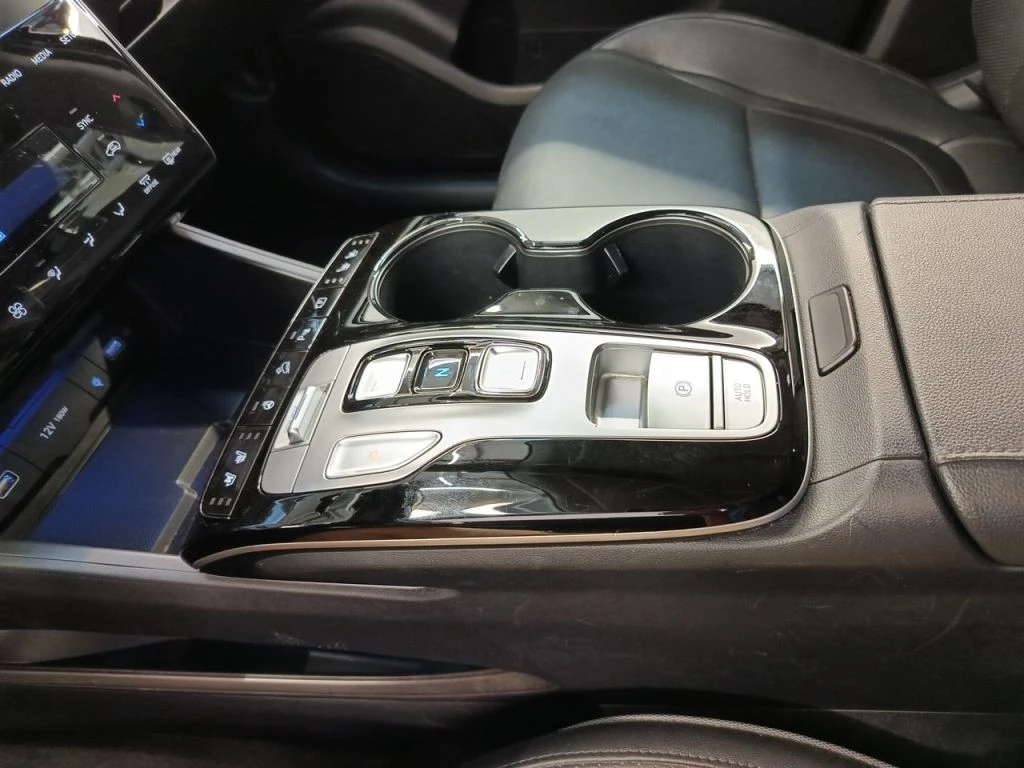 Hyundai Tucson 230 К.с. Кожа Подгрев Обдухване Hybrid Shine, снимка 7 - Автомобили и джипове - 55726567
