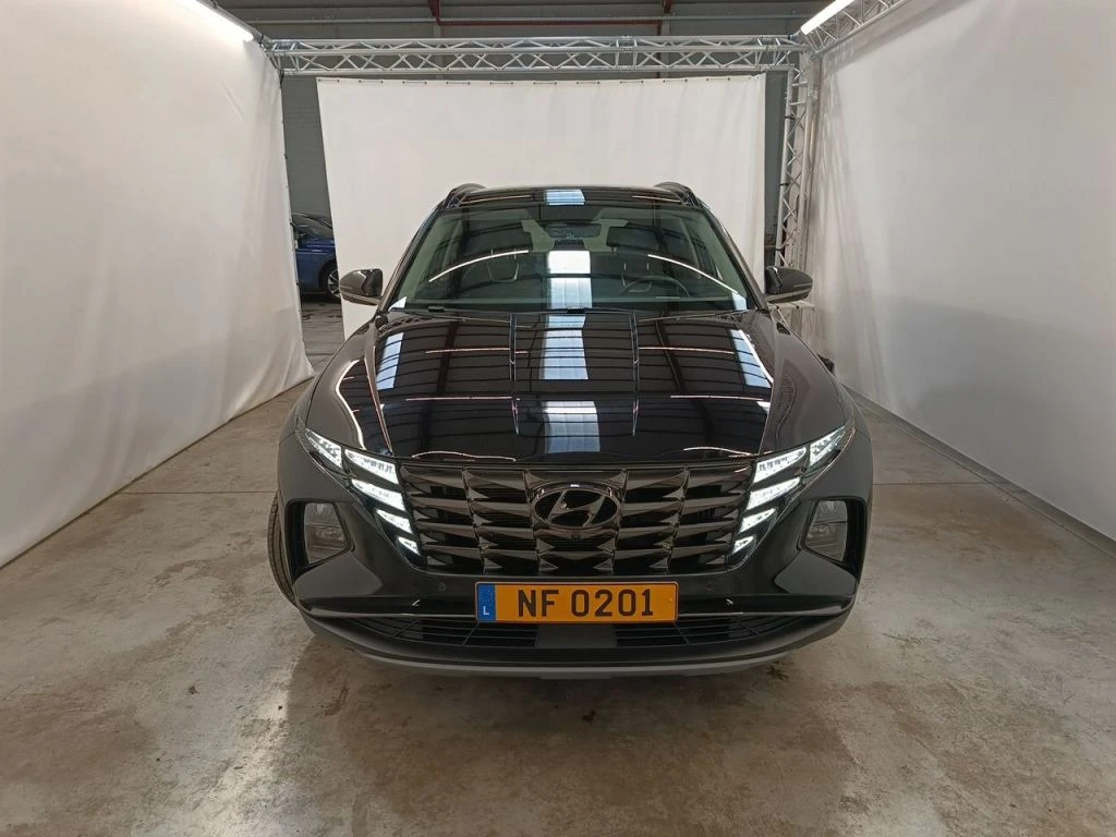Hyundai Tucson 230 К.с. Кожа Подгрев Обдухване Hybrid Shine, снимка 2 - Автомобили и джипове - 55726567