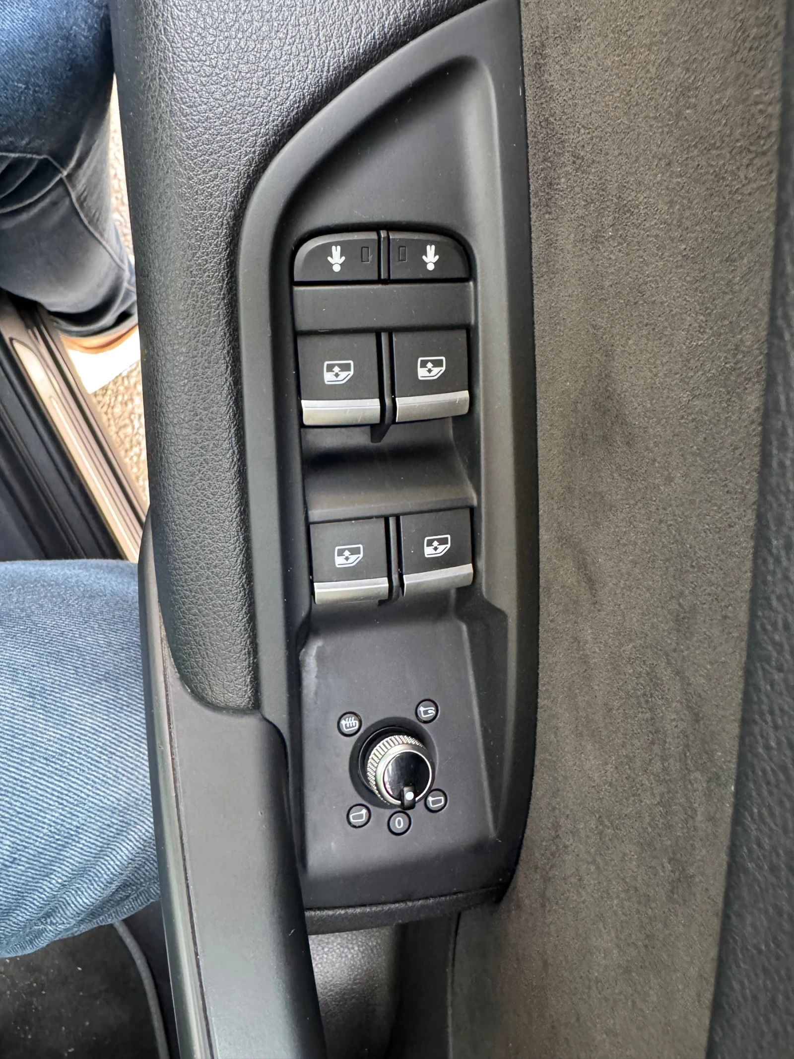 Audi Q5 2.0TDI, снимка 2 - Автомобили и джипове - 55855807
