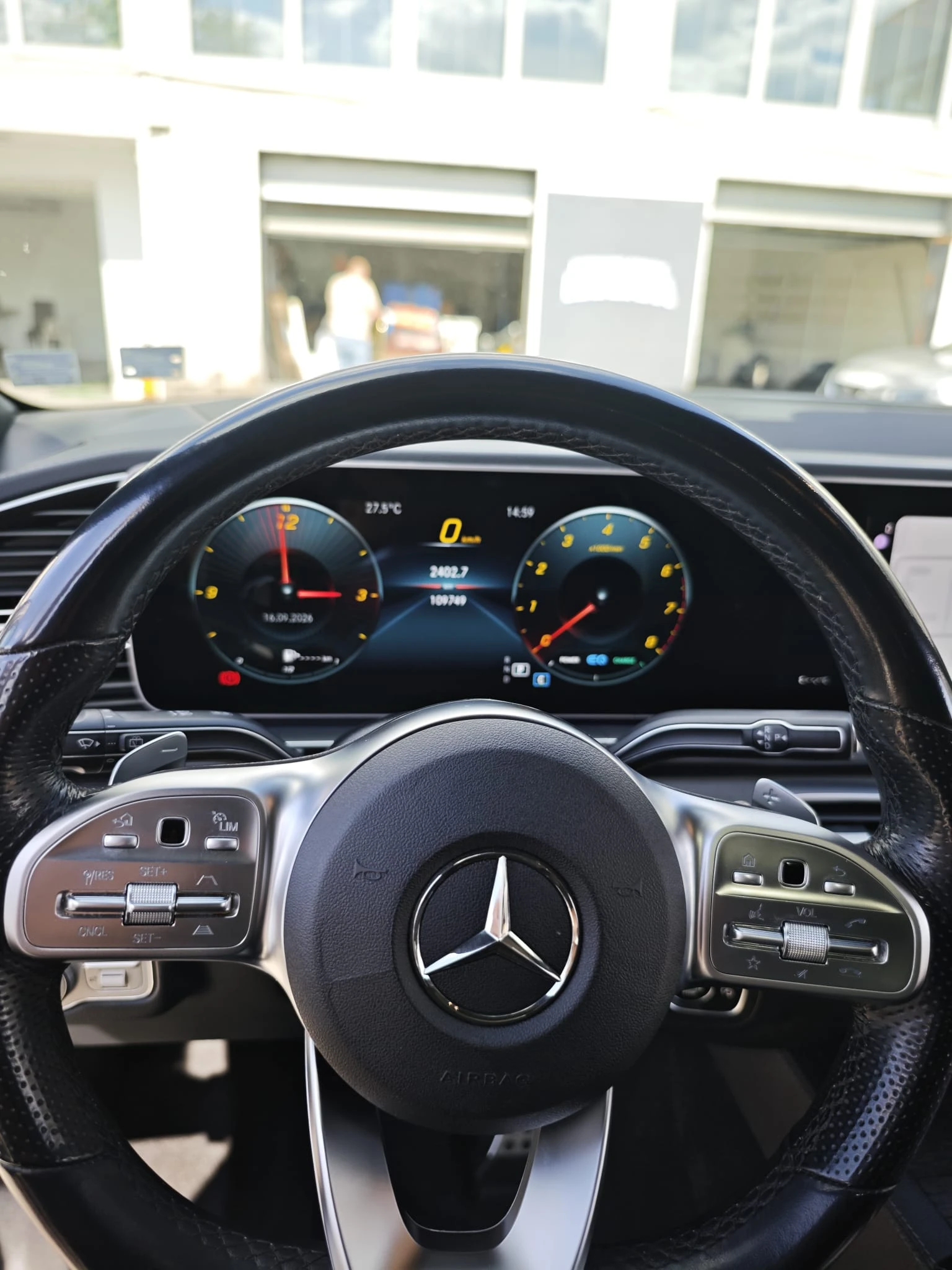 Mercedes-Benz GLS580 AMG, снимка 9 - Автомобили и джипове - 56116074