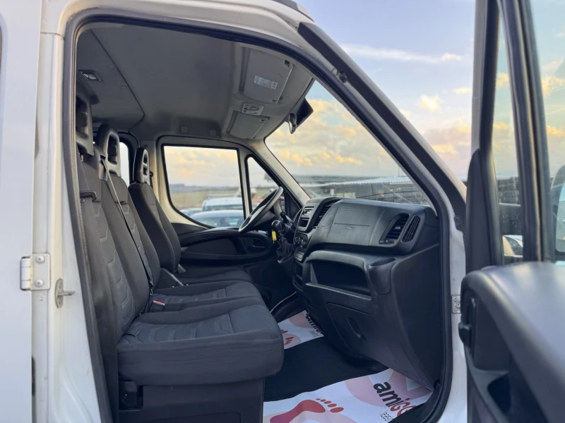 Iveco Daily 3.0TDI, ДВОЙНА КАБИНА, 7 МЕСТА -10%&#8252;&#65039;, снимка 10 - Бусове и автобуси - 52504030