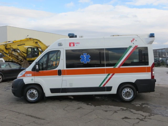 Fiat Ducato 3.0 ЛИНЕЙКА НАЛИЧНА, снимка 2 - Бусове и автобуси - 38835005