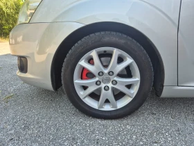 Toyota Corolla verso, снимка 5