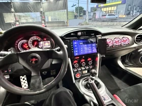 Toyota GT86 * РЪЧКА* Ориги TRD ПАКЕТ* 4-БУТАЛНИ СПИРАЧКИ* Кова, снимка 3