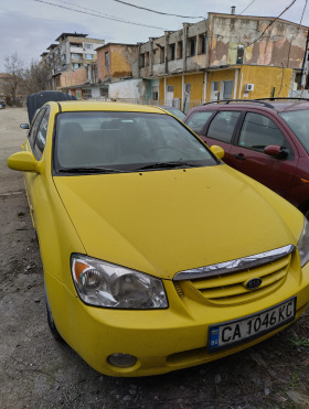 Kia Cerato, снимка 1 - Автомобили и джипове - 44596372