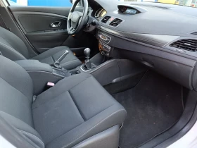 Renault Megane 1.6i ШВЕЙЦАРИЯ, снимка 13