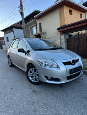     Toyota Auris 1.6i * * * TOP* * * 