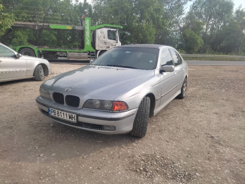 BMW 520, снимка 1 - Автомобили и джипове - 40824269