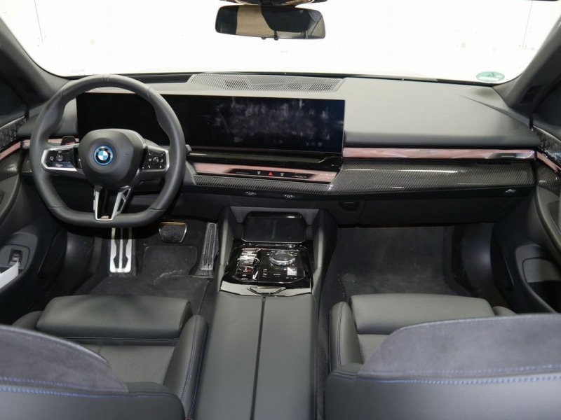BMW i5 eDrive40 M SPORT, снимка 4 - Автомобили и джипове - 46083834