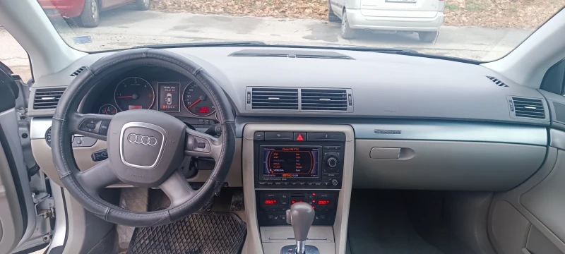 Audi A4, снимка 2 - Автомобили и джипове - 47524926