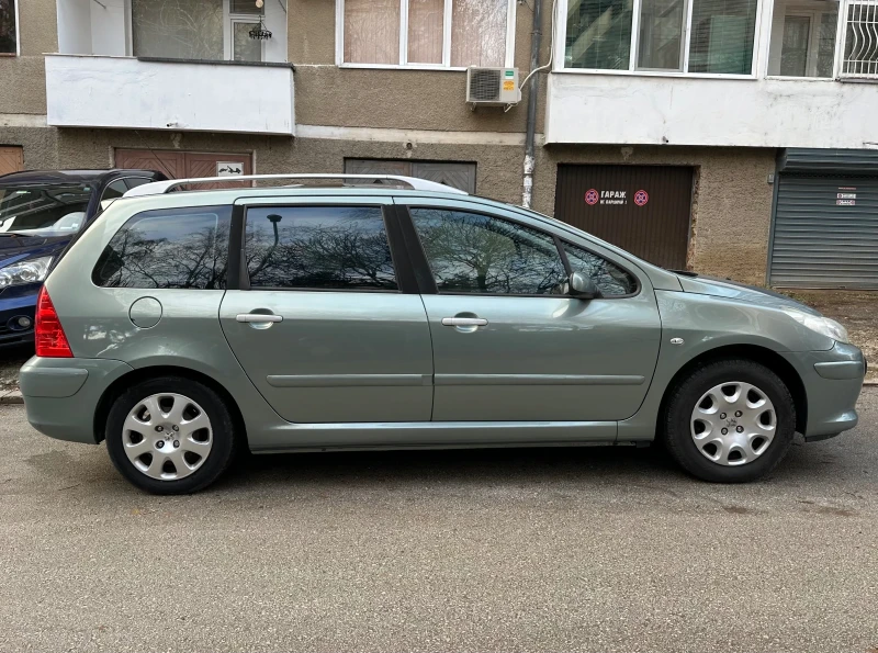 Peugeot 307 SW FACE 1.6i 109кс, снимка 6 - Автомобили и джипове - 48420113