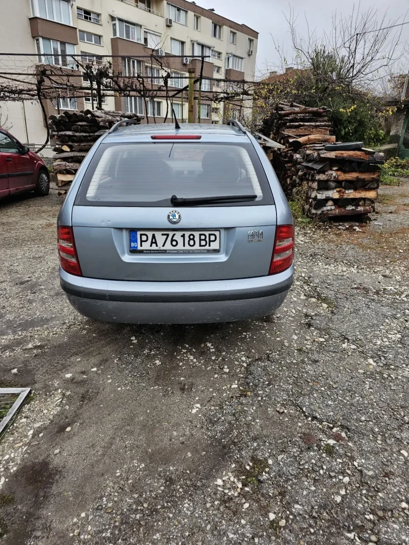Skoda Fabia, снимка 10 - Автомобили и джипове - 52677424