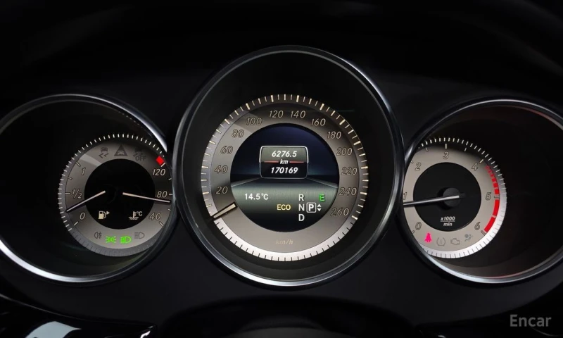 Mercedes-Benz CLS 250, снимка 8 - Автомобили и джипове - 52873079