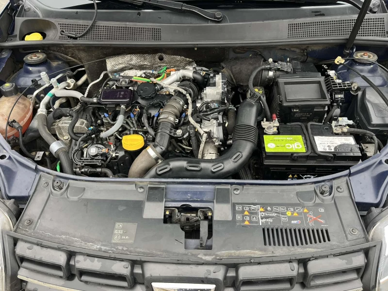 Dacia Sandero FACE 1.5dci EURO 6D КЛИМАТИК ВНОС ИТАЛИЯ, снимка 13 - Автомобили и джипове - 52878029