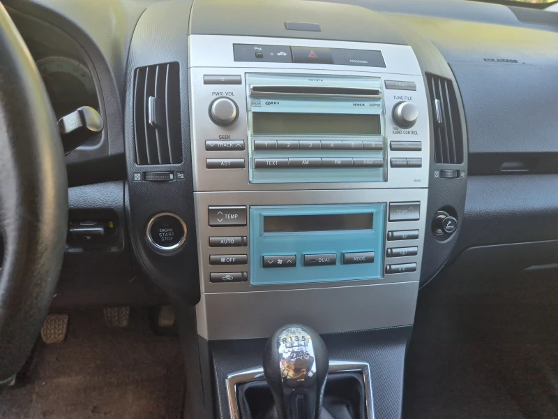 Toyota Corolla verso, снимка 6 - Автомобили и джипове - 53154647