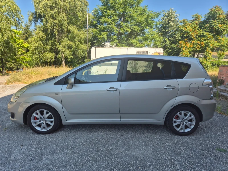 Toyota Corolla verso, снимка 2 - Автомобили и джипове - 53154647