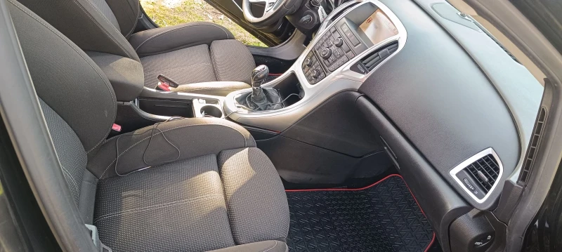 Opel Astra, снимка 6 - Автомобили и джипове - 53563591