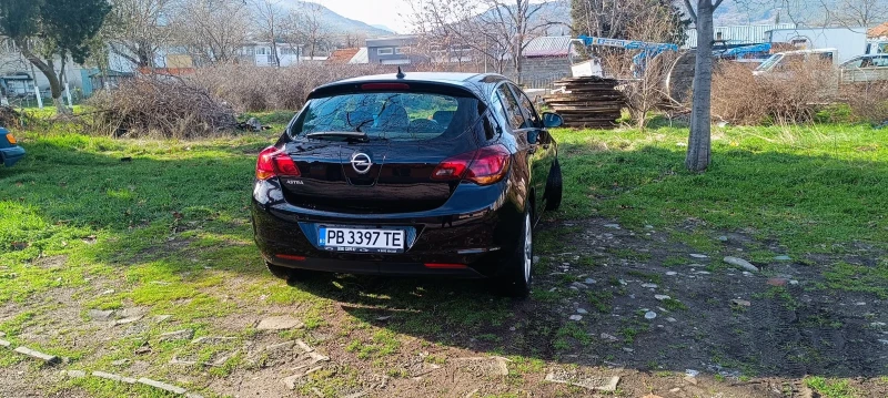 Opel Astra, снимка 11 - Автомобили и джипове - 53563591