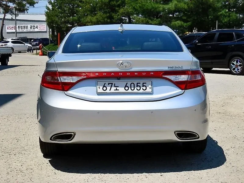 Hyundai Grandeur 2.4, снимка 4 - Автомобили и джипове - 54626068