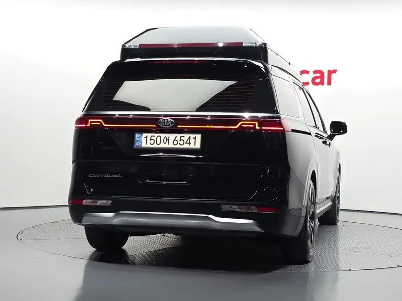 Kia Carnival Diesel 9-Seater Noblesse, снимка 4 - Автомобили и джипове - 56355321