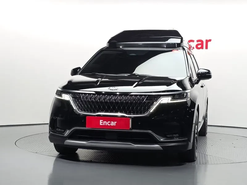 Kia Carnival Diesel 9-Seater Noblesse, снимка 3 - Автомобили и джипове - 56355321