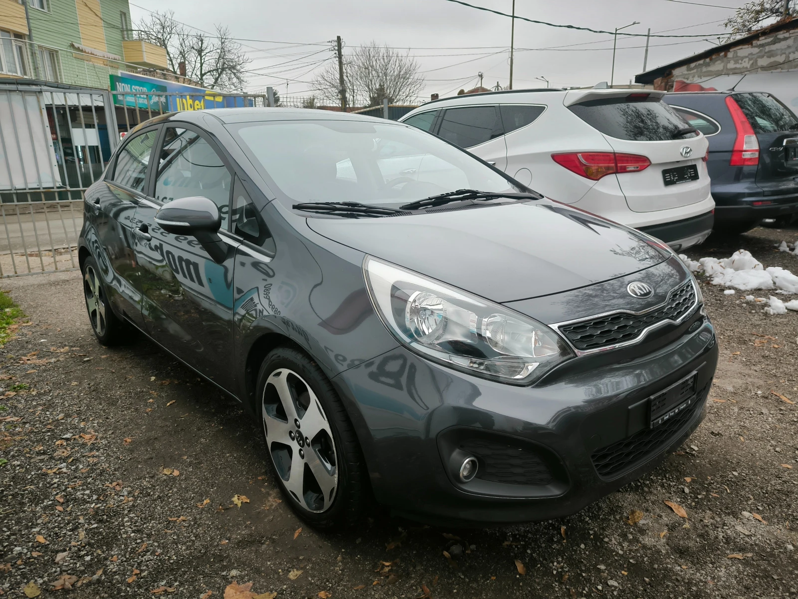 Kia Rio 1.4i Автоматик Швейцария - изображение 3