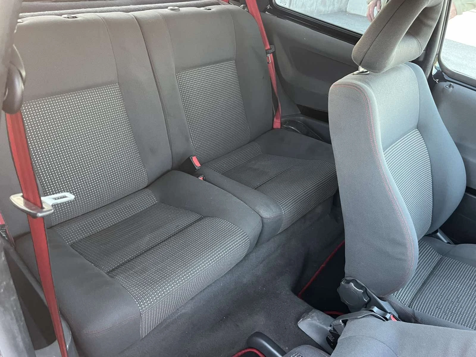VW Lupo GTI 1.6I 125кс КЛИМАТИК - изображение 9