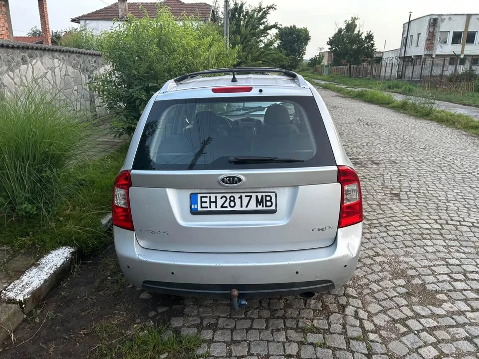 Kia Carens 2.0 - изображение 3