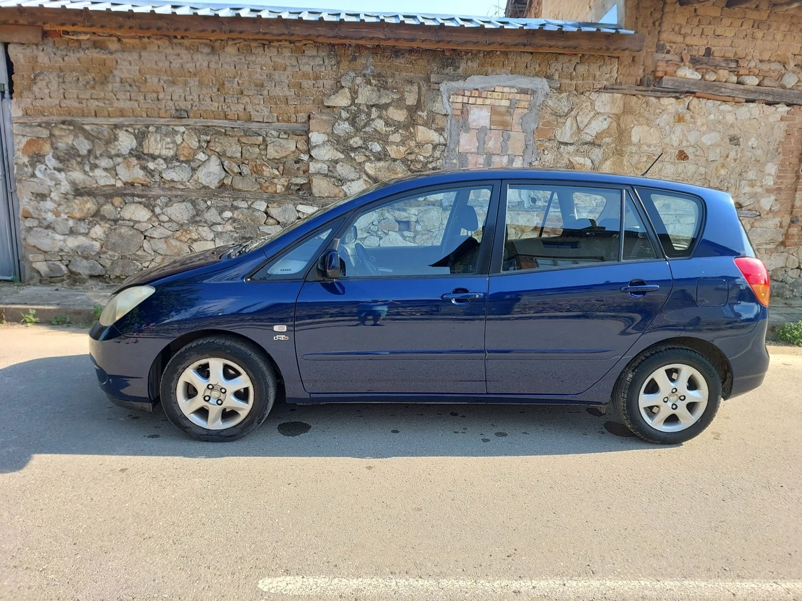 Toyota Corolla verso  - изображение 3
