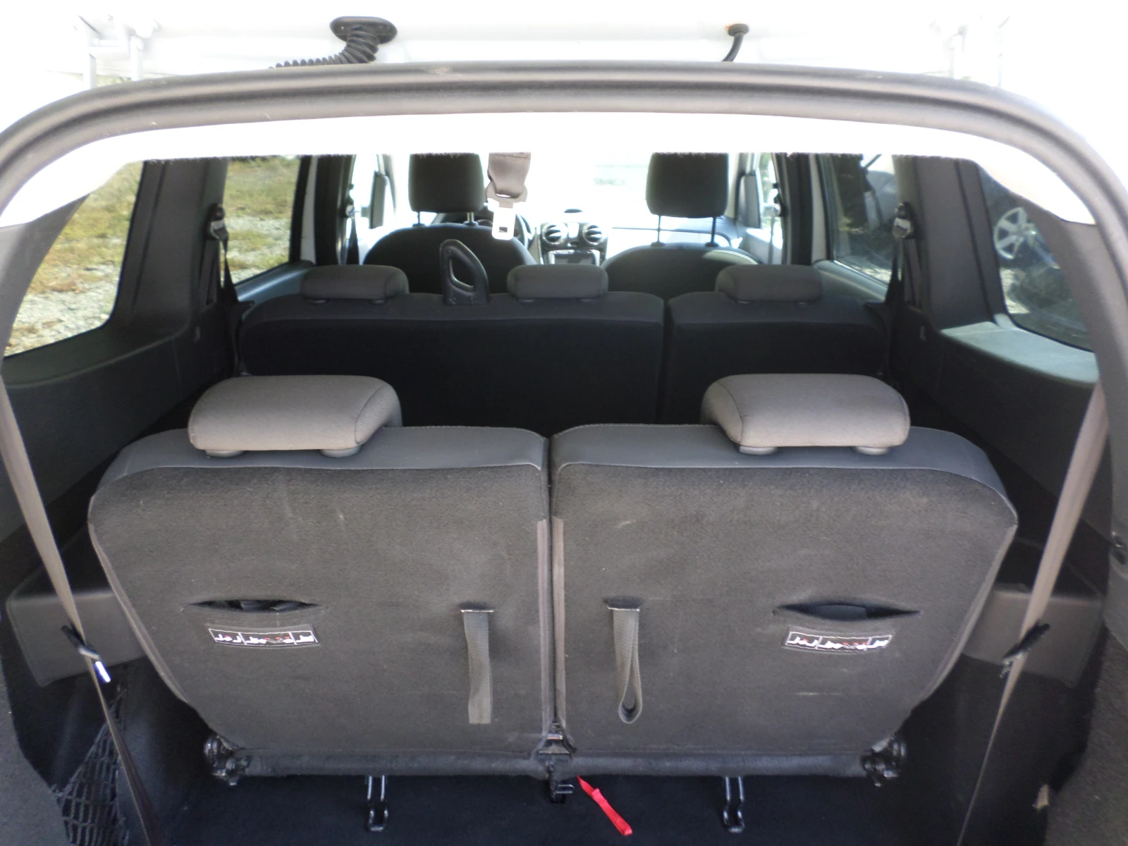 Dacia Lodgy 1.6I - изображение 6