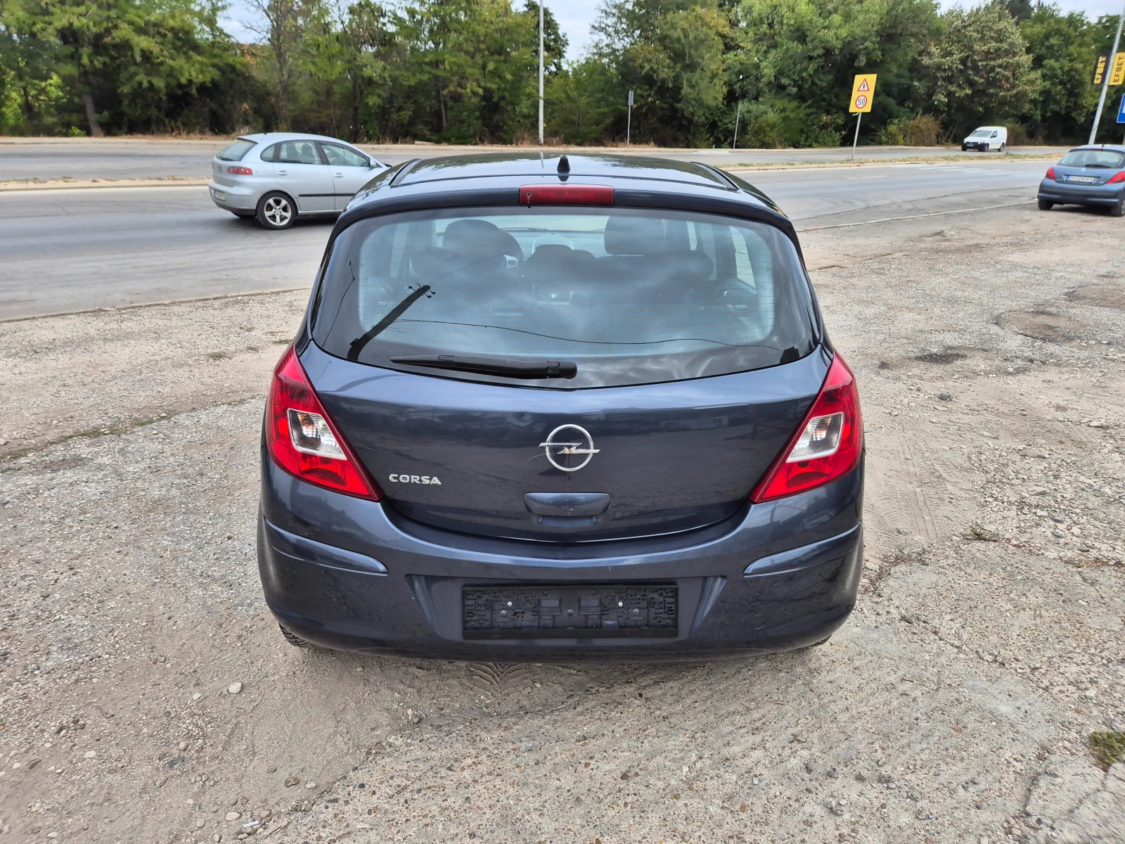 Opel Corsa 1.2i 80k.s - изображение 5
