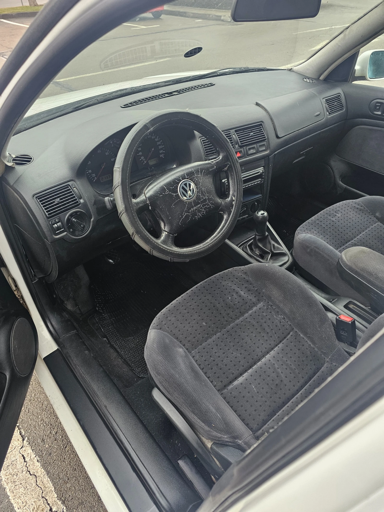 VW Golf Газ инжекцион - изображение 10