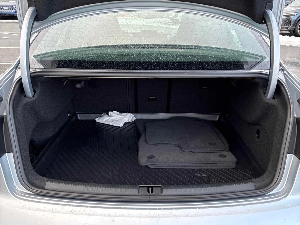 Audi Rs3 ��� / CARFAX | Mobile.bg � ����������� 12