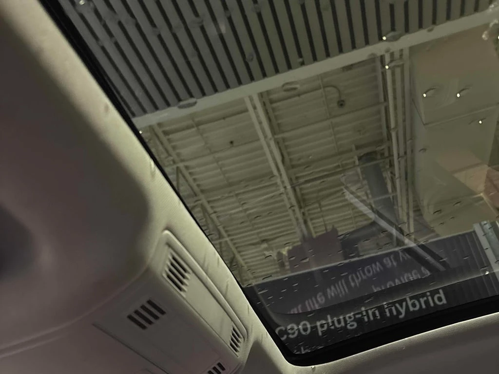 VW Golf * 5dr HB Auto 1.8 TSI * CARFAX * ЦЕНА ДО БГ - изображение 10