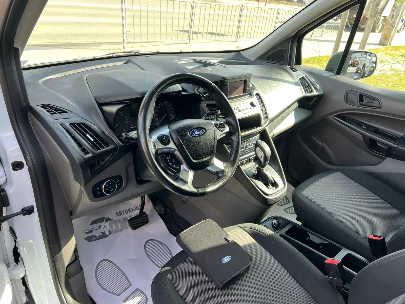 Ford Connect TRANSIT CONNECT/1.5TDCi/AVTOMAT - изображение 9