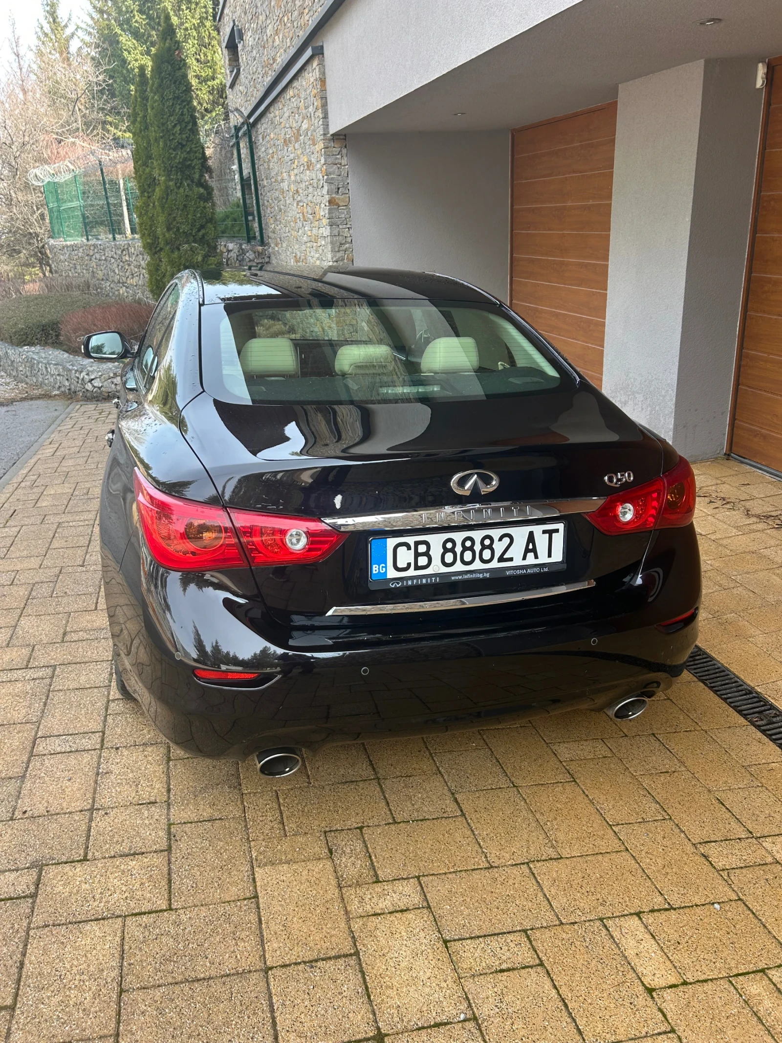 Infiniti Q50, снимка 3 - Автомобили и джипове - 53803372