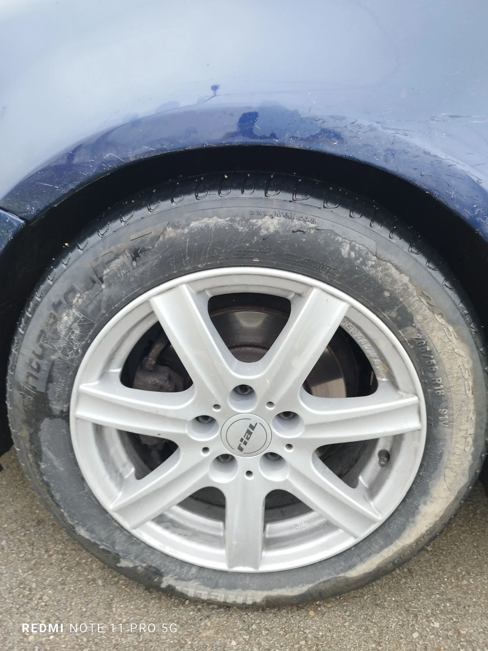 VW Golf V, снимка 6 - Автомобили и джипове - 54068263