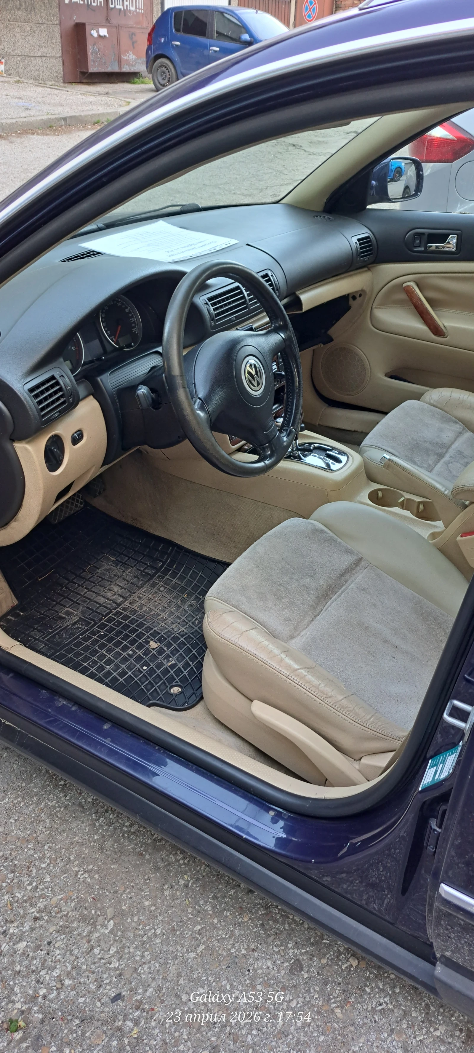 VW Passat, снимка 6 - Автомобили и джипове - 54296137